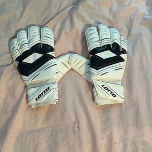 Lotto White and Black Goalkeeper Gloves Size 9